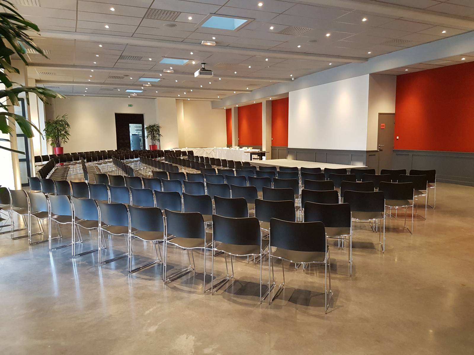 Salle de reunion pour 250 personnes à Limonest