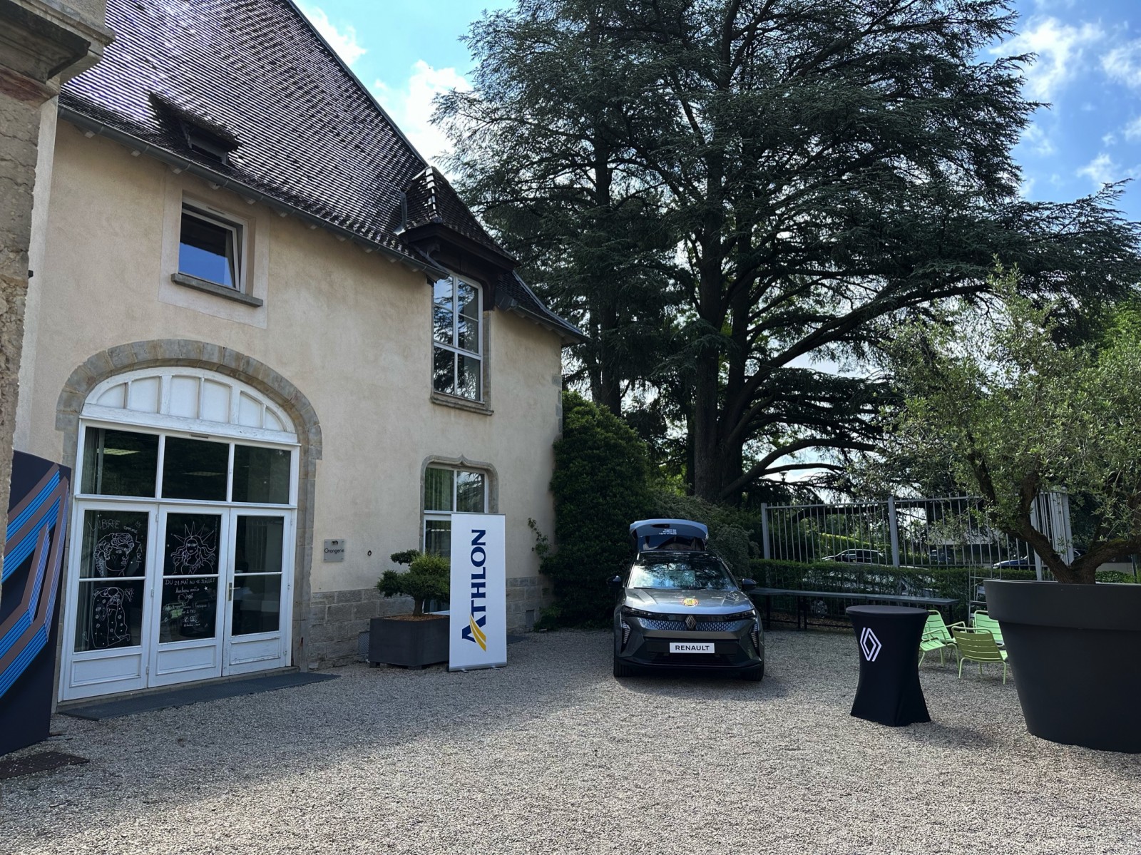 CHATEAU DE SANS SOUCI: THE UNIQUE VENUE FOR ALL YOUR EVENTS!