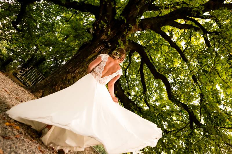 Mariée terrasse Château de Sans Souci