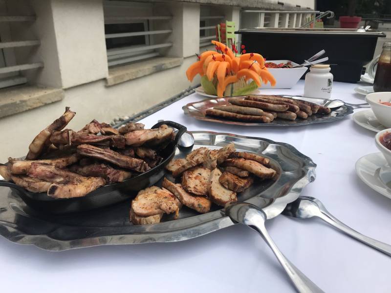 Déjeuner buffet convivial pour votre déjeuner estival à Lyon