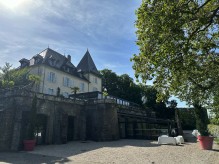 Demeure de caractère pour vos évènements dans un écrin de verdure proche d'Ecully
